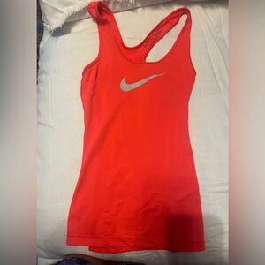 Nike drifit pro workout tank